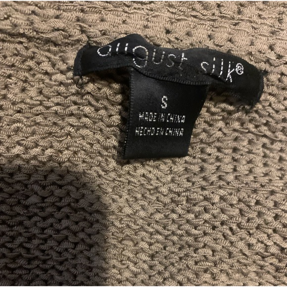 Small women’s puff sleeve sweater - Picture 2 of 7